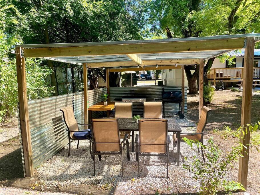 Canyon Lake River House Retreat-Location With Hot Tub Luaran gambar